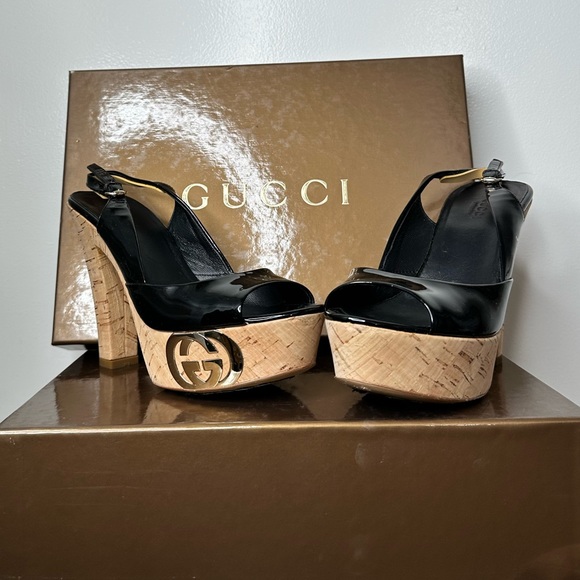 GUCCI BLACK PATENT LEATHER CORK SLINGBACK PUMPS SIZE 34 - Picture 1 of 10